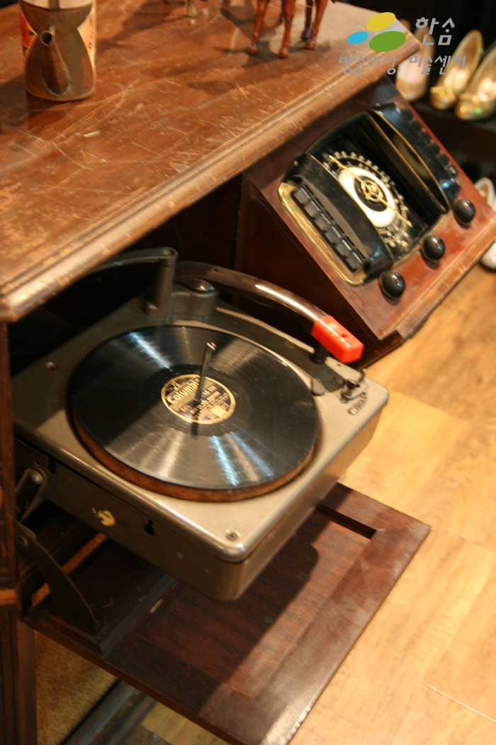 J2.축음기