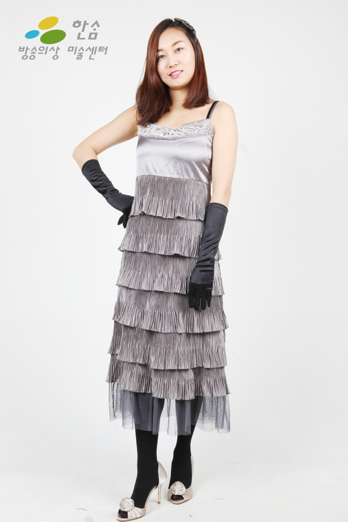 1077.이브닝드레스