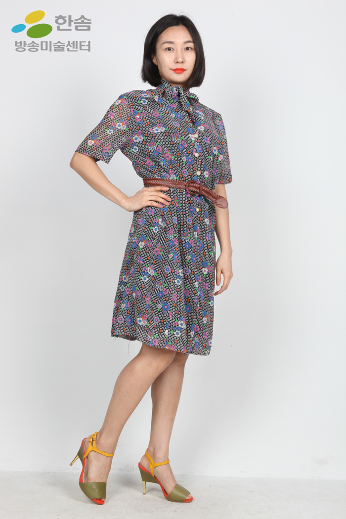 2419.복고원피스