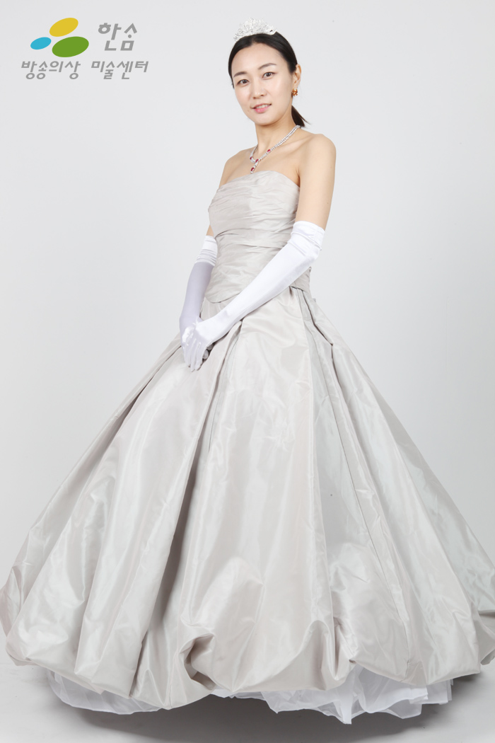 1951.중세파티드레스