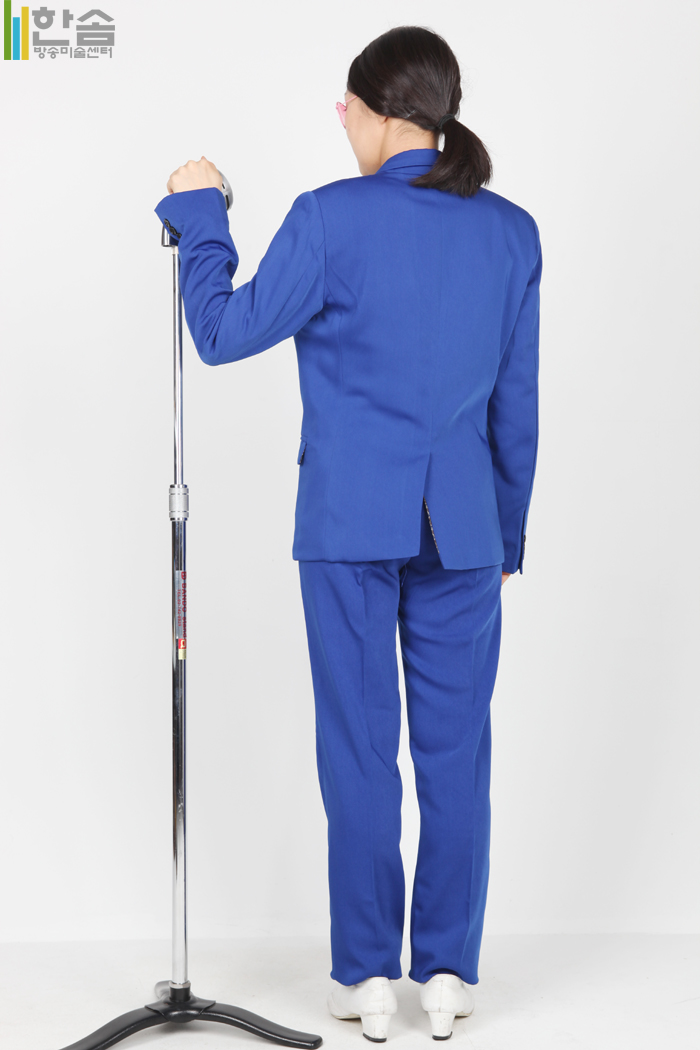 3846.트로트가수(남장여자)