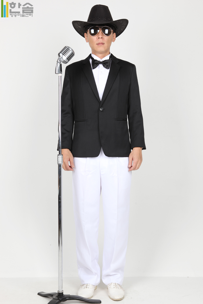 3905.트로트가수