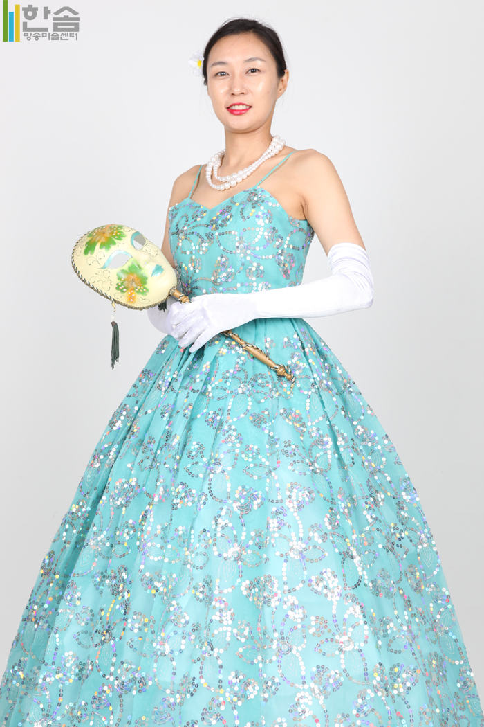 4146.중세파티드레스