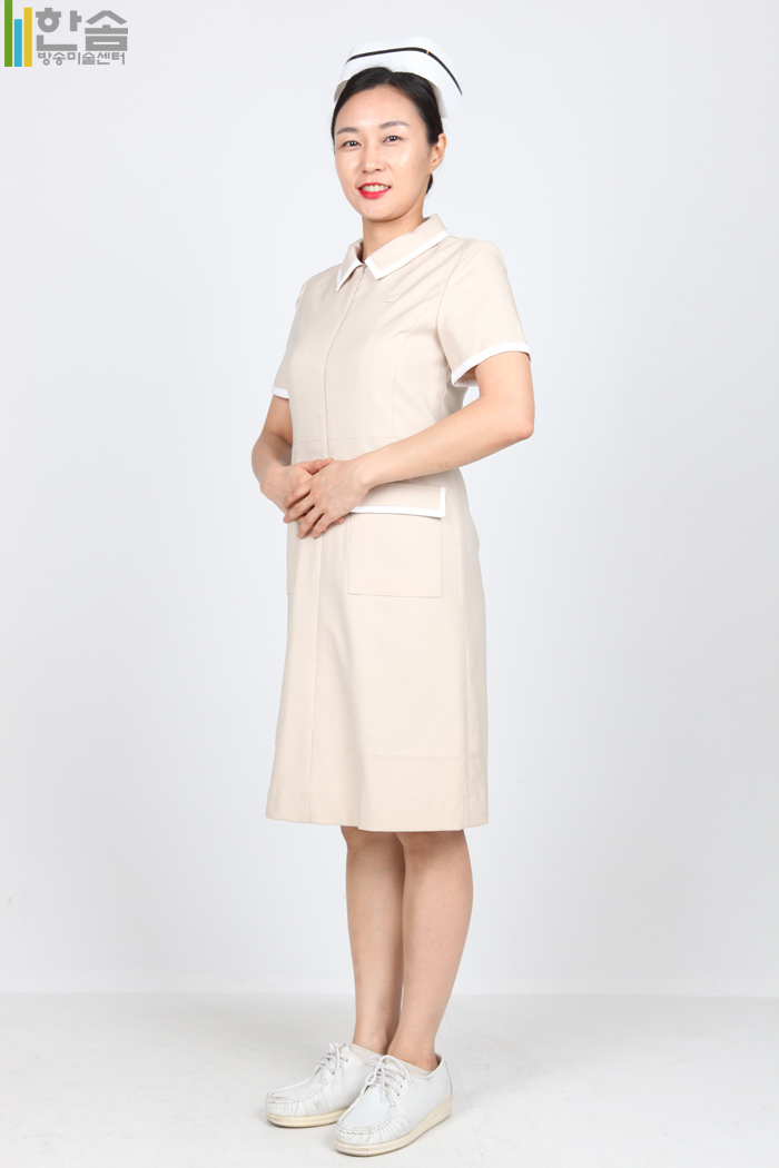 4541.복고간호사