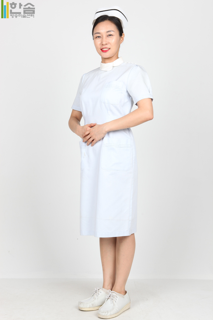 4538.복고간호사