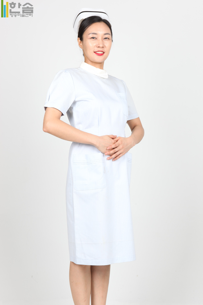 4538.복고간호사