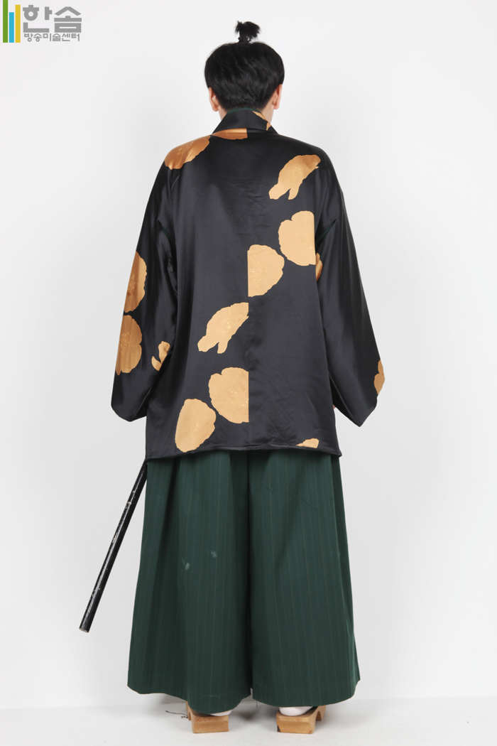 3711.일본-하카마세트(남)