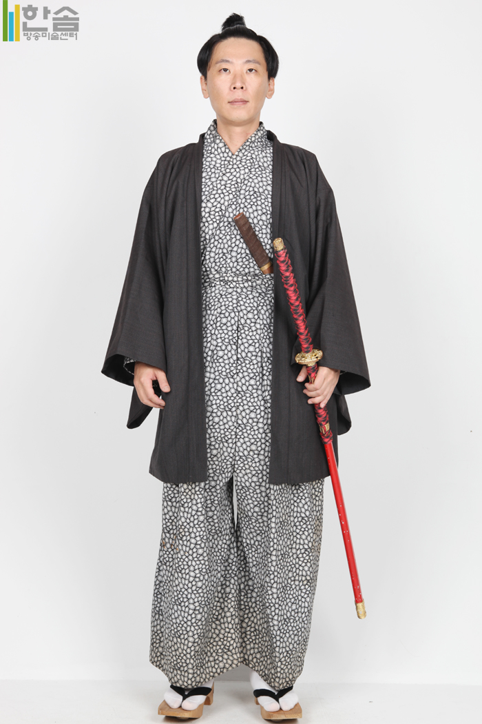 3713.일본-하카마세트(남)