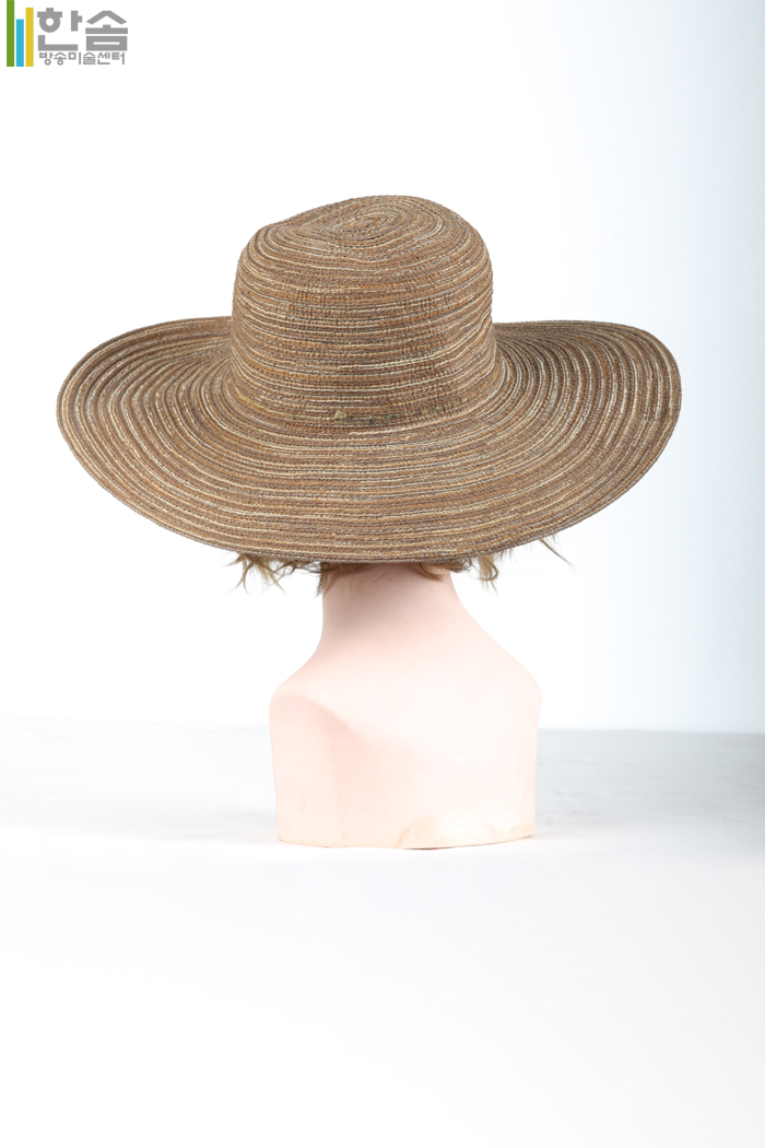 20048.모자(42cm)