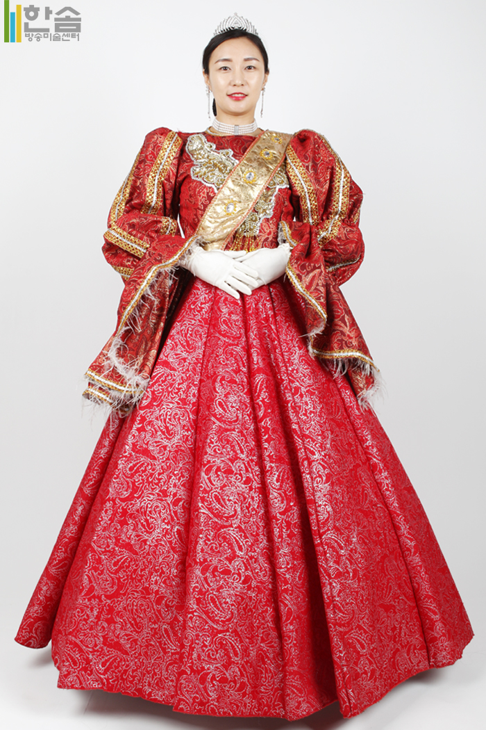 4664.중세드레스