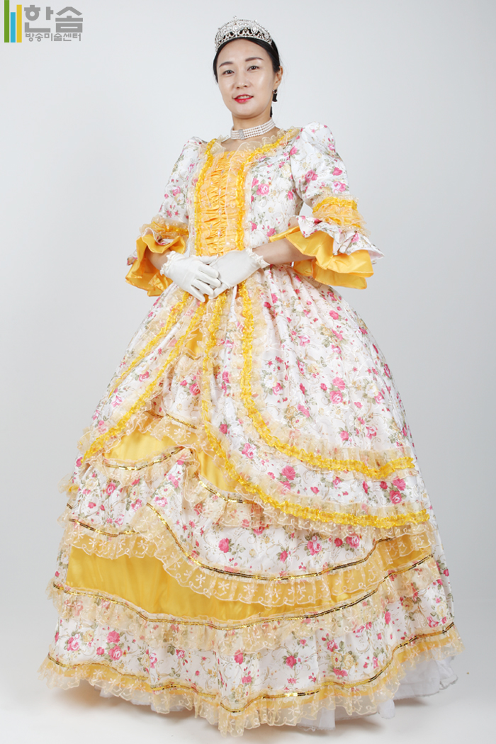 4650.중세드레스