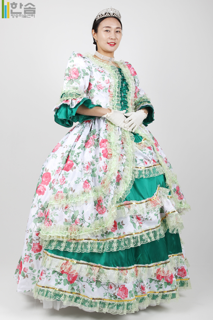 4651.중세드레스