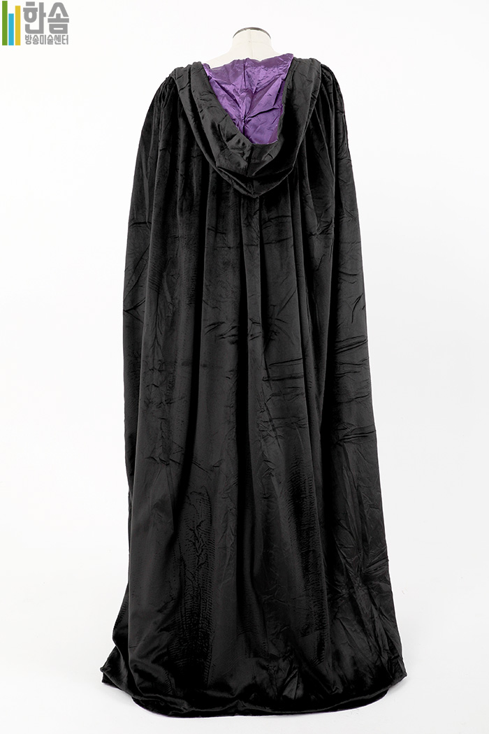 7618.중세망토(후드형)