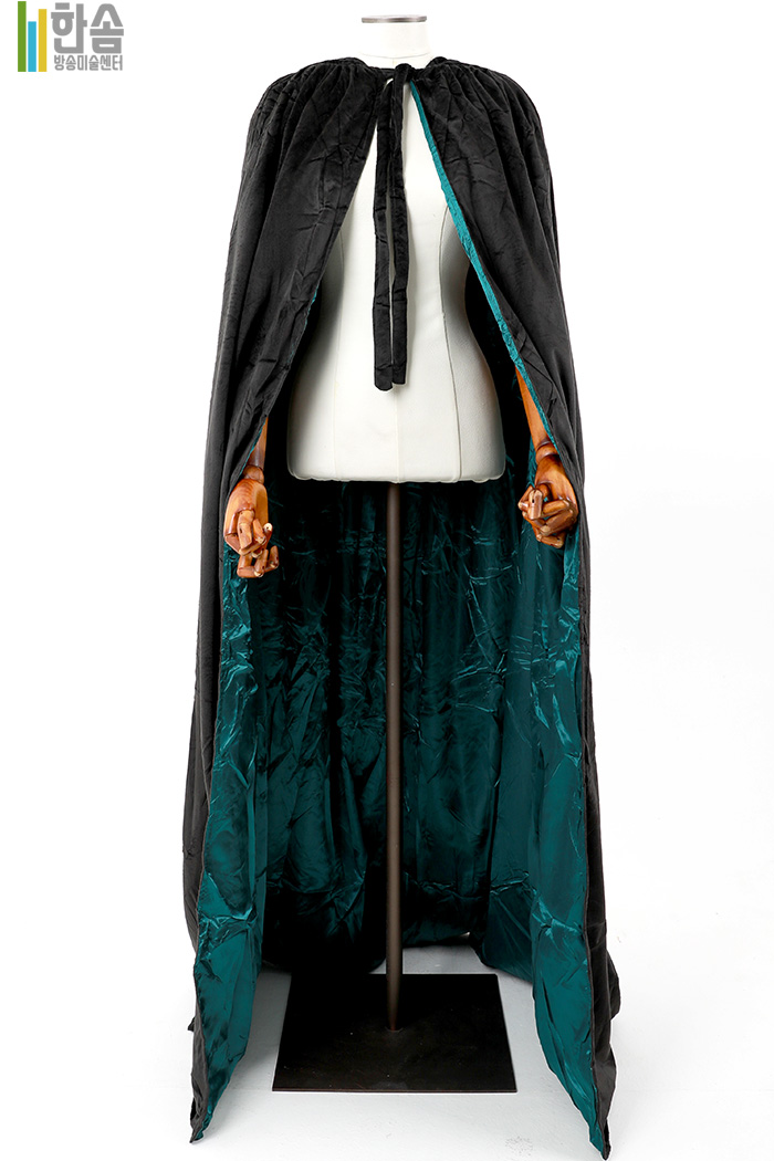 7619.중세망토(후드형)