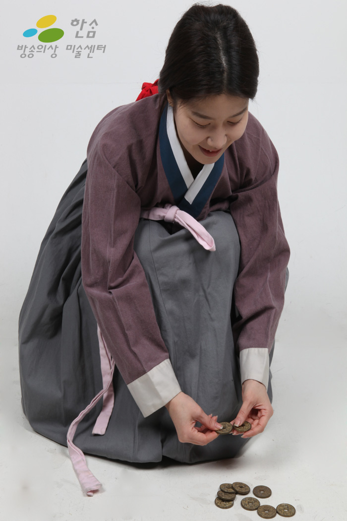 0221.천민(여)